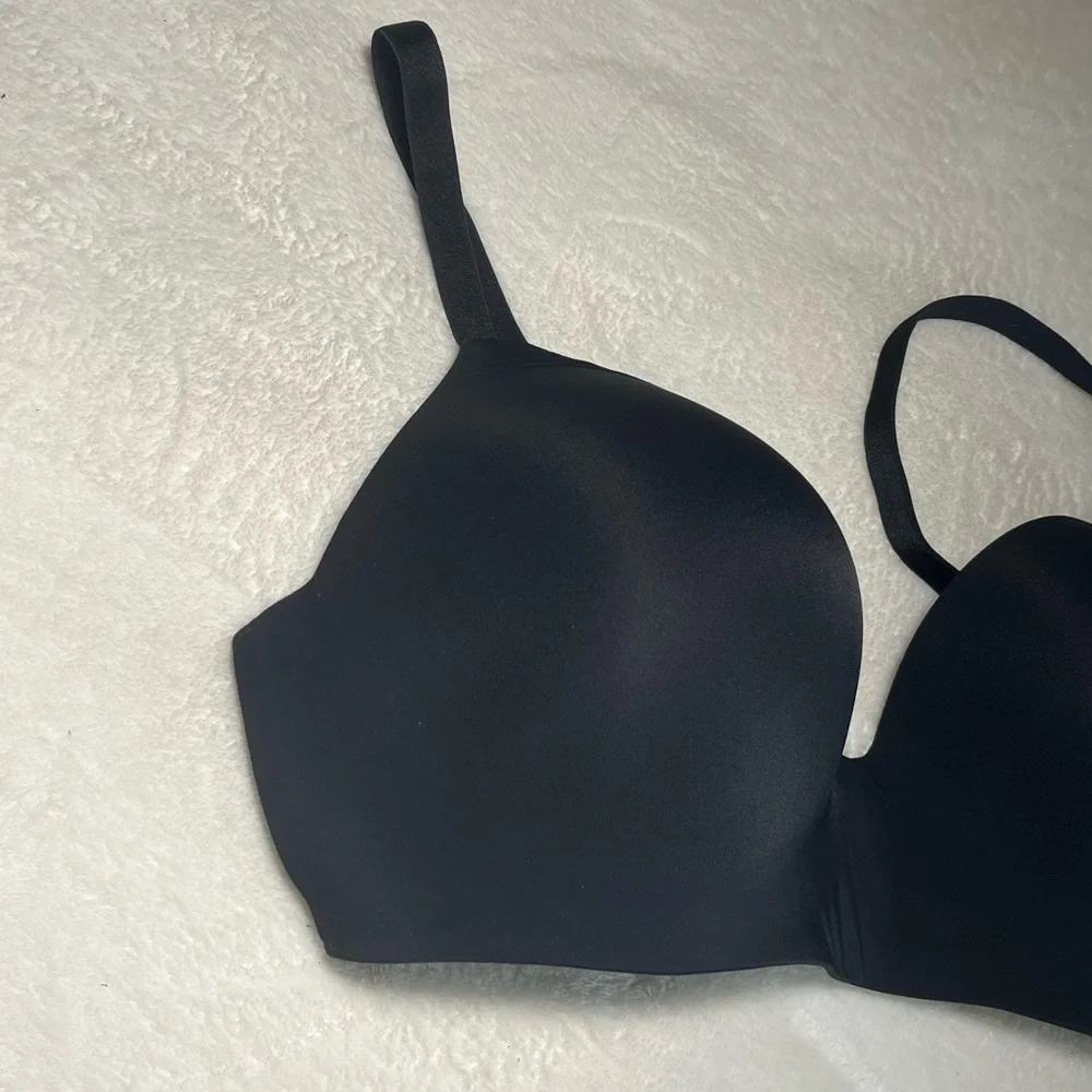 Victoria's Secret Classic‎ Black Bra 38DD/E85